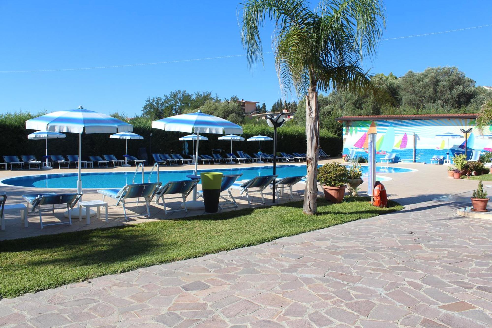Club Esse Aquilia Beach Village Badolato Marina Luaran gambar
